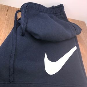 Men’s Nike Sportswear Club Shorts sz XL